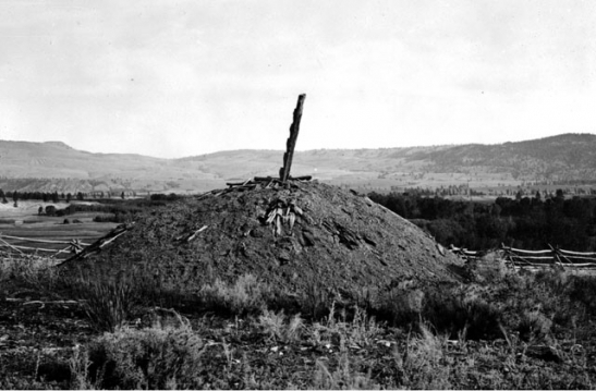 Exterior of pithouse, circa 1907. Source: BC Archives